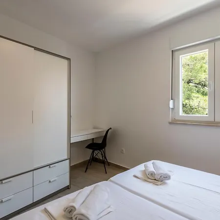 Nikolica Apartments Peljesac Potomje Room photo